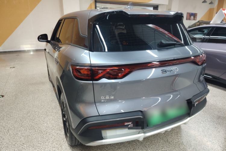 Used BYD Yuan UP 2025 Intelligent Driving Version 401 km Leading Edition Rear Left 45 Deg