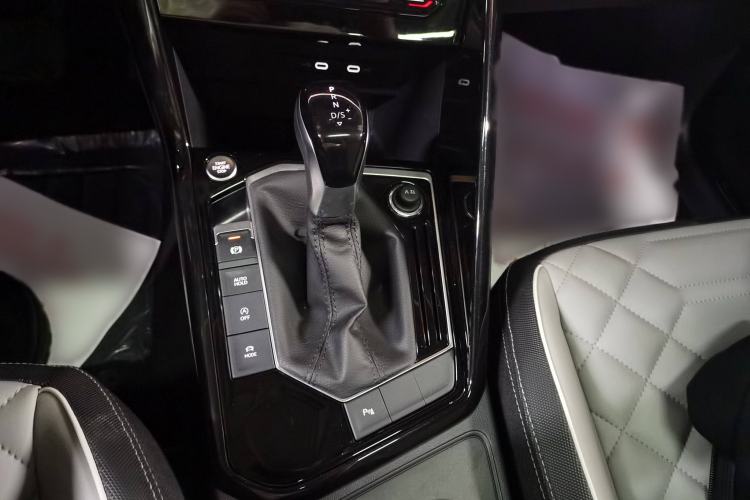 Used Volkswagen Tayron 2024 330TSI Two-Wheel Drive Luxury Plus Advanced Version