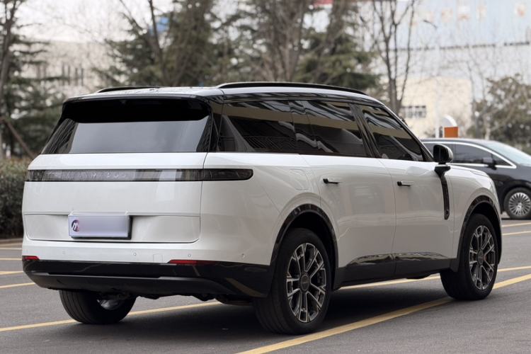 Used Lynk & Co 900 2025 2.0T Ultra