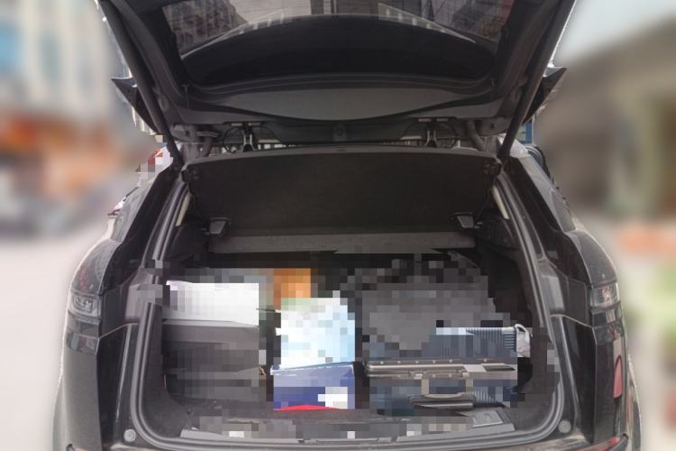 Used Land Rover Range Evoque 2021 Range Rover Velar L 249PS R-Dynamic First Edition Trunk