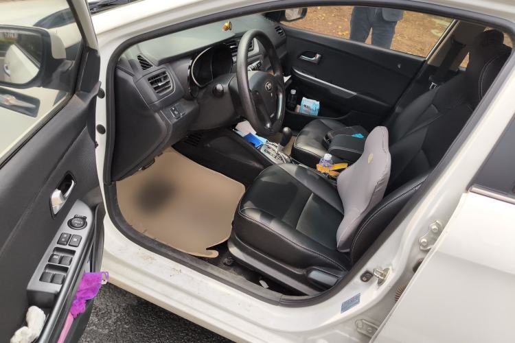 Used Kia K2 2015 Sedan 1.4L Automatic GLS