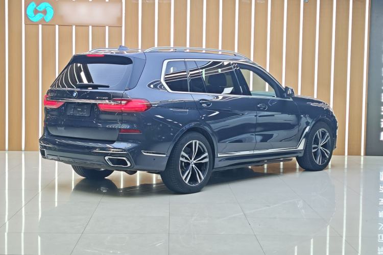 Used BMW X7 2020 xDrive40i Luxury M Sport Package