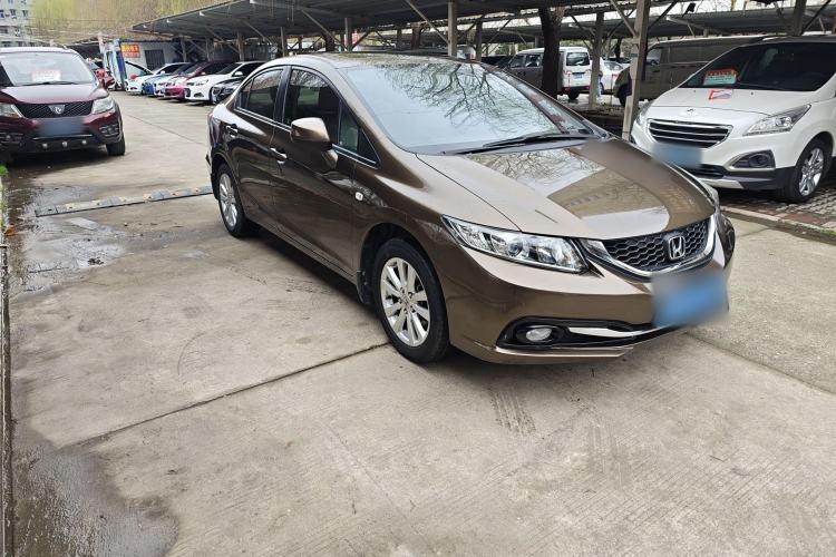 Used Honda Civic 2014 1.8L automatic comfort version
