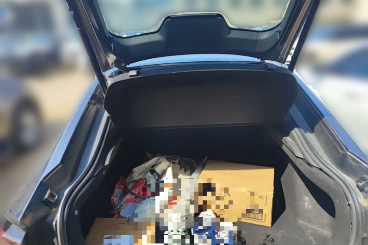 Used CHANGAN UNI-V 2022 1.5T Prestige Version
