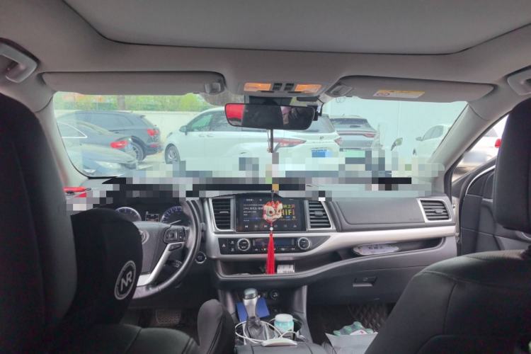 Used Toyota Highlander 2018 2.0T Four-Wheel Drive Prestige Version 7 Seats China V Emission Standard Headliner