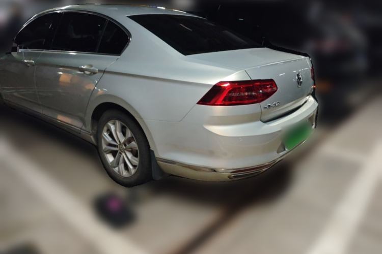 Used Volkswagen Magotan 2018 Facelift 330TSI DSG Luxury Model