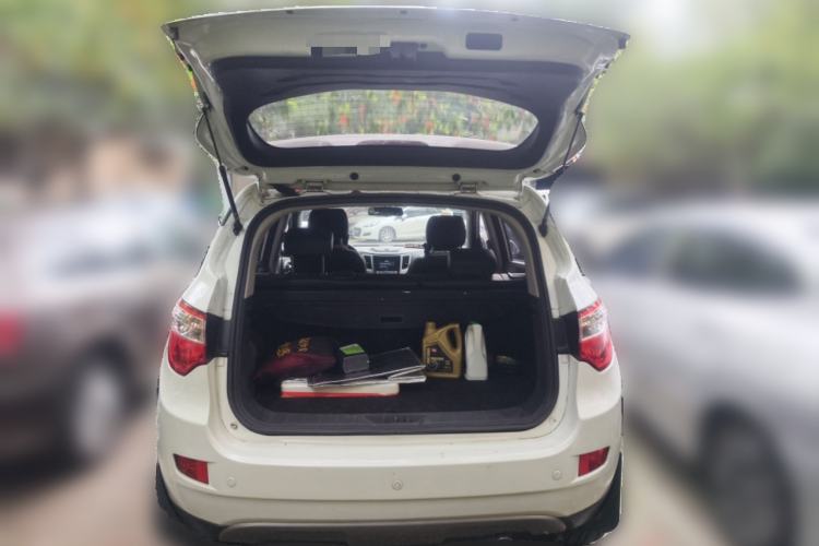 Used CHANGAN CS35 2012 1.6L Automatic Luxury Version China IV Standard
