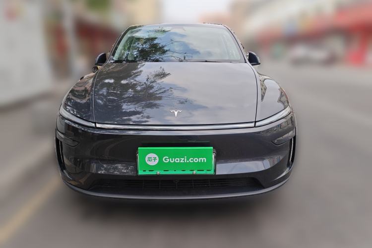 Used Tesla Model Y 2025 Rear-Wheel-Drive Version Front