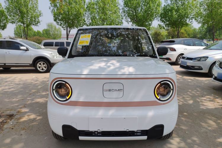 Used Geely Galaxy Panda 2024 Panda Mini 200km Endurance Bear Front