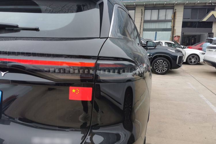 Used Chery Tiggo 8 L 2024 2.0T Two-Wheel Drive Luxury Edition 5 Seats
