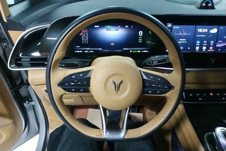 Used VOYAH Dream 2022 Low-Carbon Edition Dream+ Smart Enjoyment Package Steering Wheel