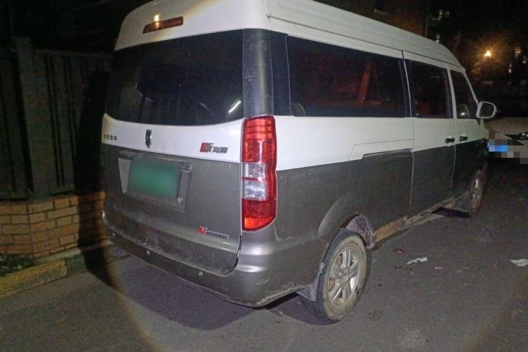 Used Jinbei New Hiace X30L 2016 1.5L Wealth Edition Van DLCG14 Rear Right 45 Deg