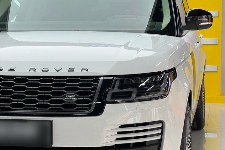 Used Land Rover Range 2021 3.0 L6 Century Extended Classic Edition