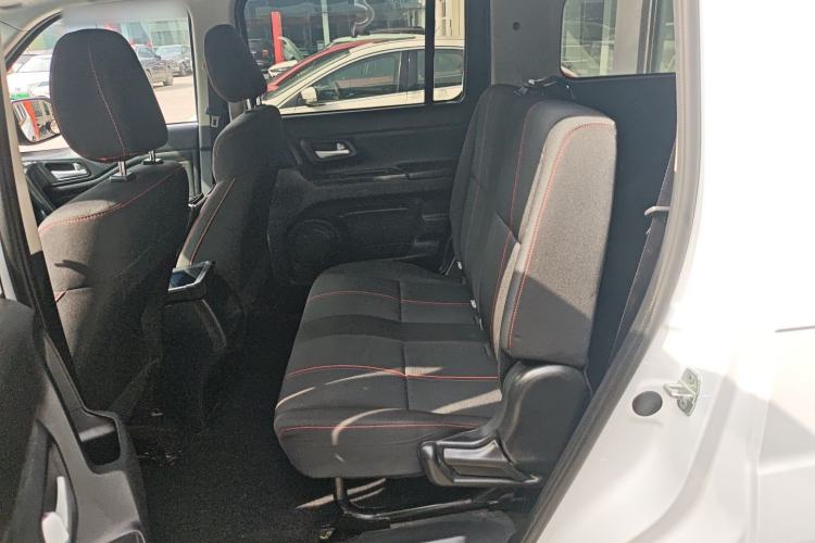 Used CHANGAN OSHAN X70A 2019 1.5L Manual Basic Version China VI Standard Left Rear Seat