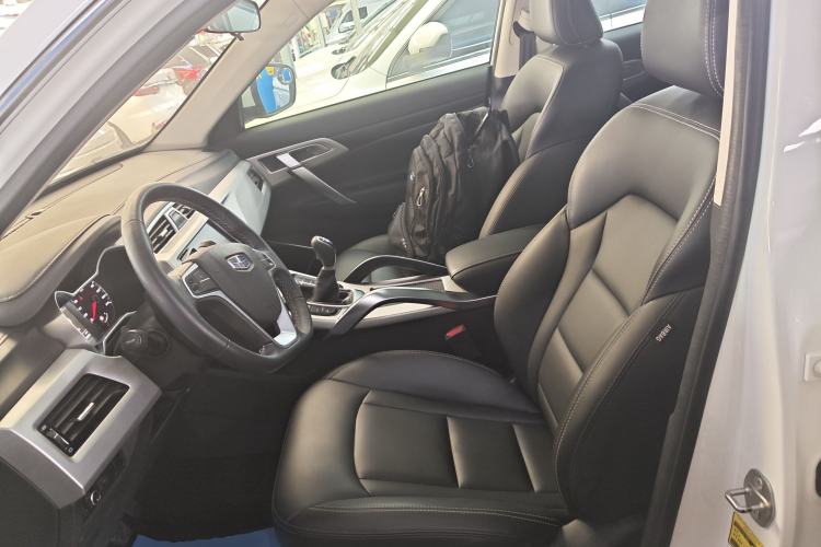 Used Geely Auto Emgrand X7 Sport 2016 2.0L Manual ZhiShang Version
