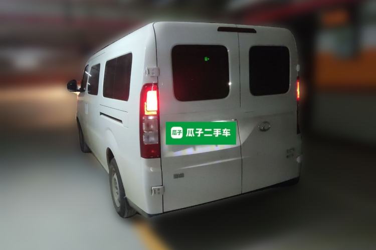 Used Ruichi EC75 2025 Model Passenger Vehicle Smart Driving Ultra-Charging Edition, Pioneer Type I, 52.16 kWh