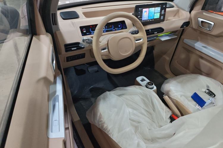 Used Geely Galaxy Panda 2024 Panda Mini 200km Endurance Bear