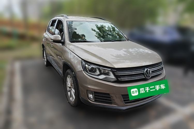 Used Volkswagen Tiguan 2015 1.8TSI Automatic Two-Wheel Drive Comfort Edition Front Right 45 Deg