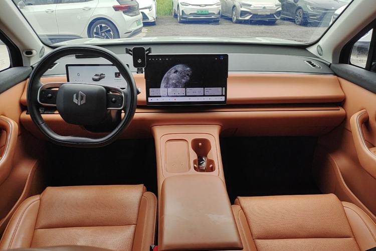 Used Leapmotor C10 2024 410 Comfort Edition Center Console