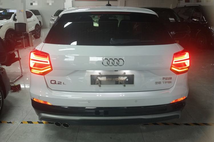 Used Audi Q2L 2021 35 TFSI Fashion Dynamic Model

