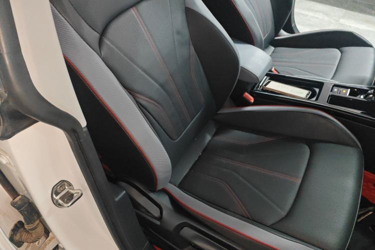 Used Volkswagen Lamando 2023 Lavida L 280TSI DSG Cool & Spicy Edition Right Front Seat