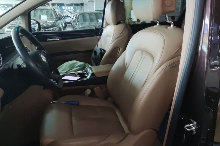 Used Buick GL8 2021 ES Landtrek 653T Luxury Model