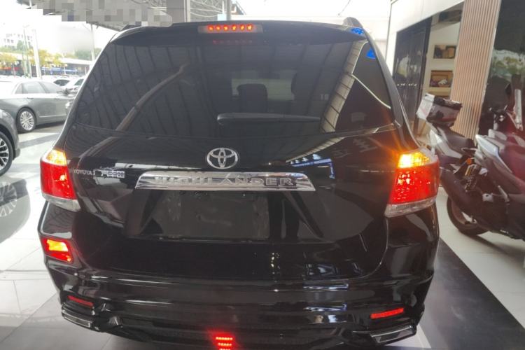 Used Toyota Highlander 2012 2.7L Two-Wheel Drive 7-Seater Luxury Edition