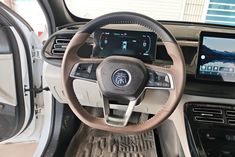 Used BYD Qin PLUS 2024 HONOR Edition DM-i 55KM Leading Model
