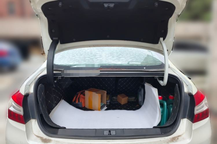 Used Peugeot 408 2014 1.8L Automatic Luxury Edition Trunk