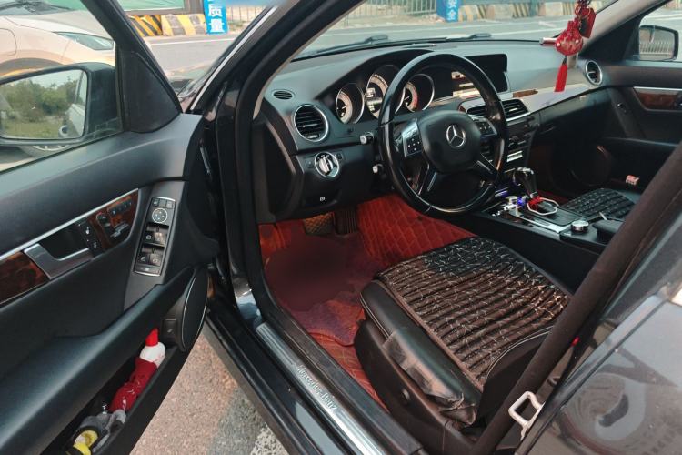 Used Mercedes-Benz C-Class 2013 C 260 Elegant Grand Edition Driver Seat