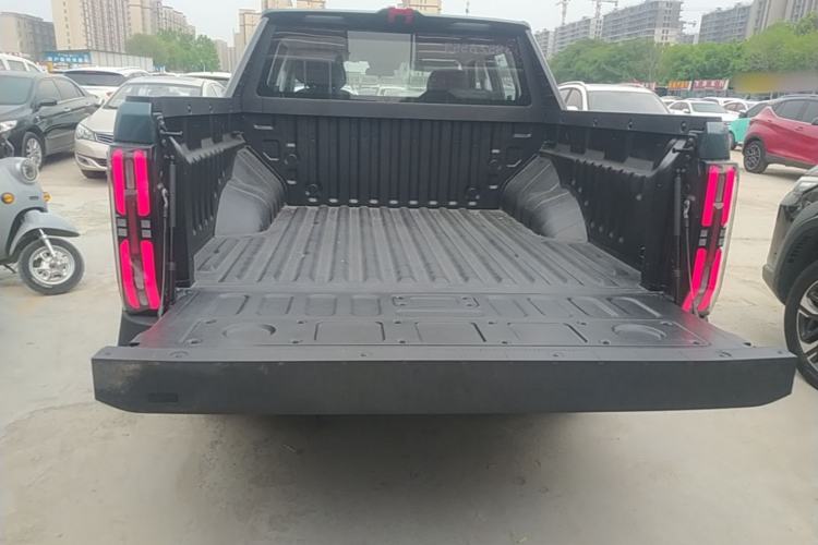 Used SAIC MAXUS Xingji X 2025 2.5T Luxury Edition
