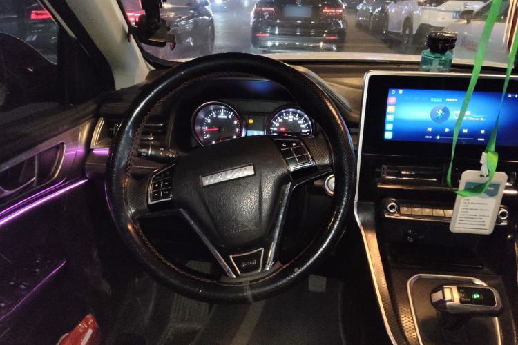 Used Haval M6 2021 PLUS 1.5T DCT Elite Smart Connectivity Model
