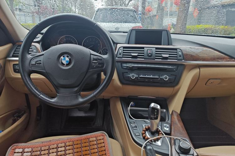 Used BMW 3 Series 2013 320Li Fashion Model
