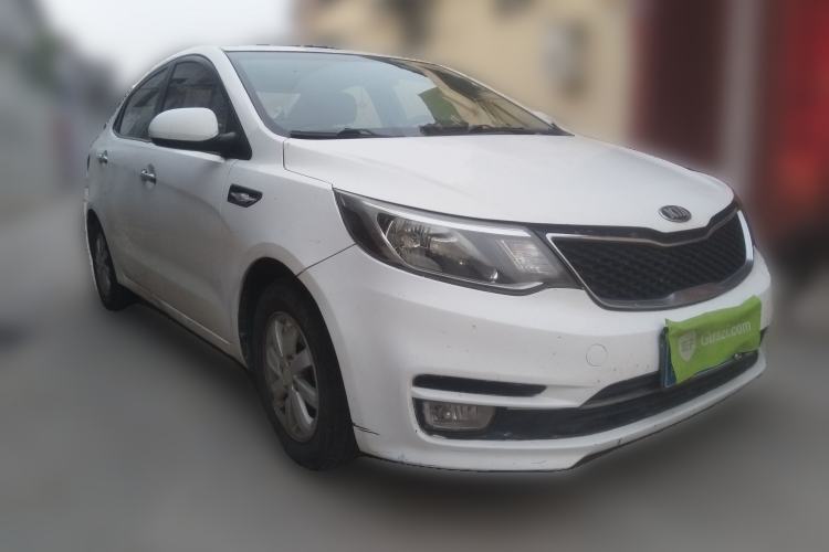 Used Kia K2 2015 Sedan 1.4L MT GLS Front Right 45 Deg