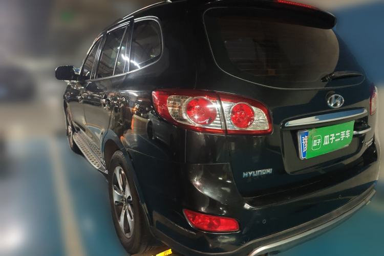 Used Hyundai Santa Fe Classic 2012 2.4 Comfort Edition 7-Seater Four-Wheel Drive Rear Left 45 Deg