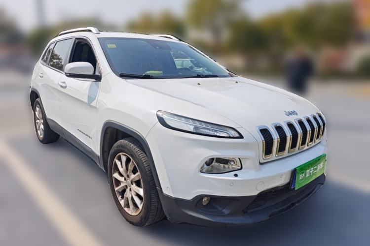 Used Jeep Cherokee 2014 2.4L Luxury Edition