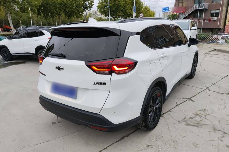 Used Chevrolet Orlando 2020 Light Hybrid Redline 530T Automatic Enjoyment Edition (5+2 Models)