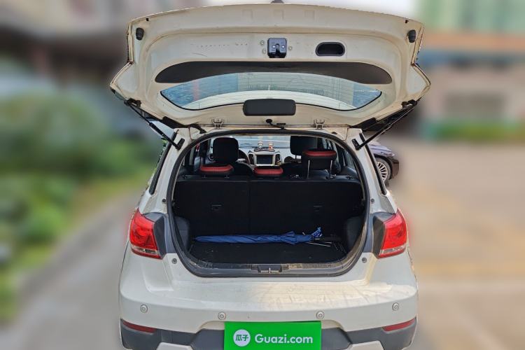 Used Haval H1 2016 Red Label 1.5L Manual Luxury Model Trunk