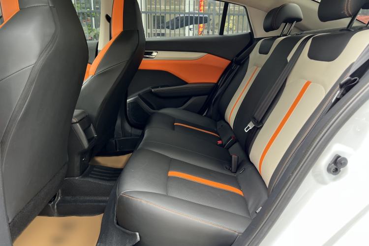 Used Dongfeng Aeolus Yixuan 2023 Mach Edition 1.5L Automatic Chasing Wind Version Interior 2