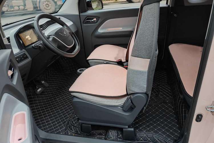 Used Wuling Hongguang MINIEV 2022 Macaron Premium Model – Lithium Iron Phosphate