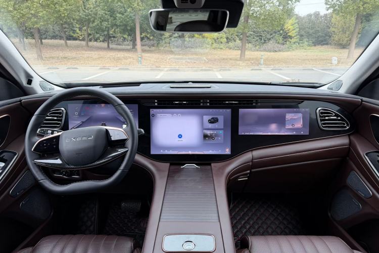 Used EXEED Lanyue 2023 400T Four-Wheel Drive Star Prestige Edition 6 Seats