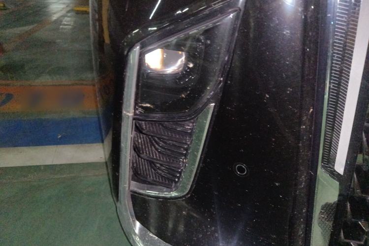 Used SAIC MAXUS G90 2022 2.0T Starry Seven-Seater
