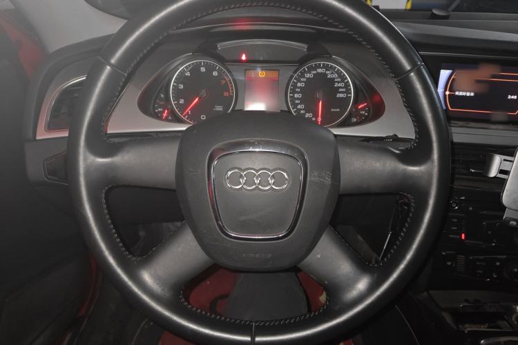 Used Audi A4L 2011 2.0 TFSI Comfort Model