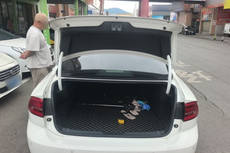 Used Volkswagen Lamando 2021 230TSI DSG Fashion Edition Trunk