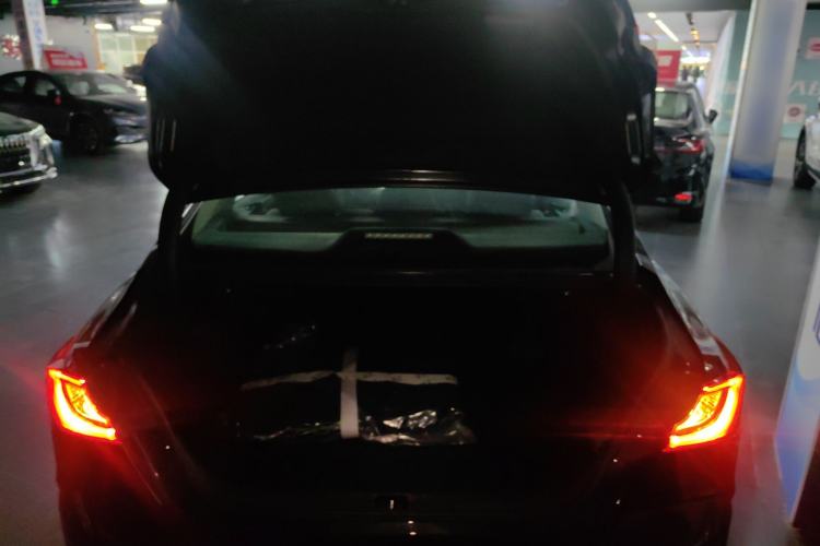 Used Toyota Camry 2024 Dual-Engine 2.5HG Prestige Edition
