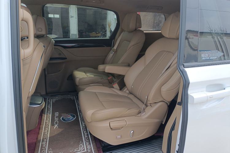 Used Buick GL8 2021 ES Land Cruiser 653T Luxury Edition
