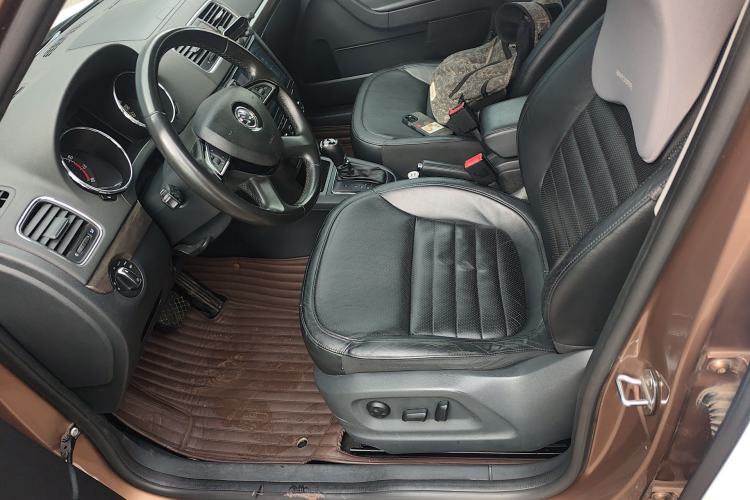 Used Skoda Yeti 2014 1.8TSI DSG All-Wheel Drive Edition Left Front Seat