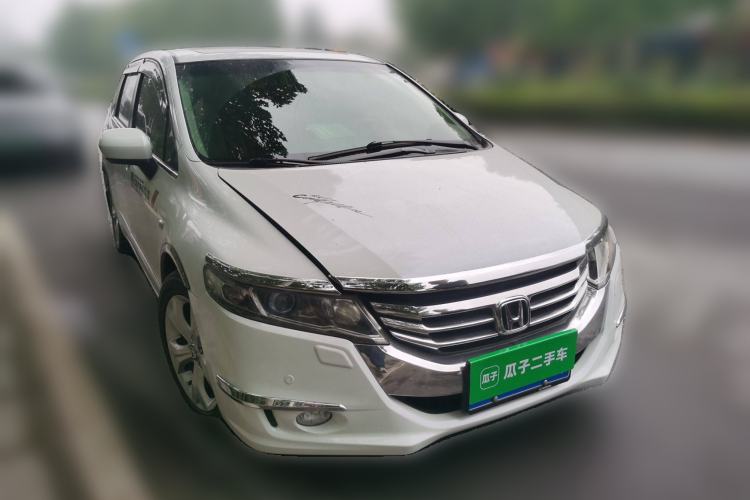 Used Honda Odyssey 2013 2.4L Luxury Edition Front Right 45 Deg