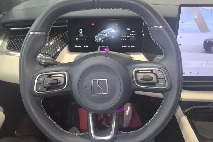 Used Zeekr 009 2024 Six-Seat Executive Version 4WD 108 kWh