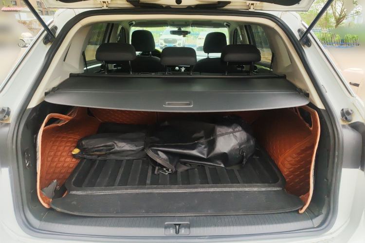 Used Volkswagen Tayron 2020 330TSI Two-Wheel Drive Luxury Smart Connectivity Version Trunk